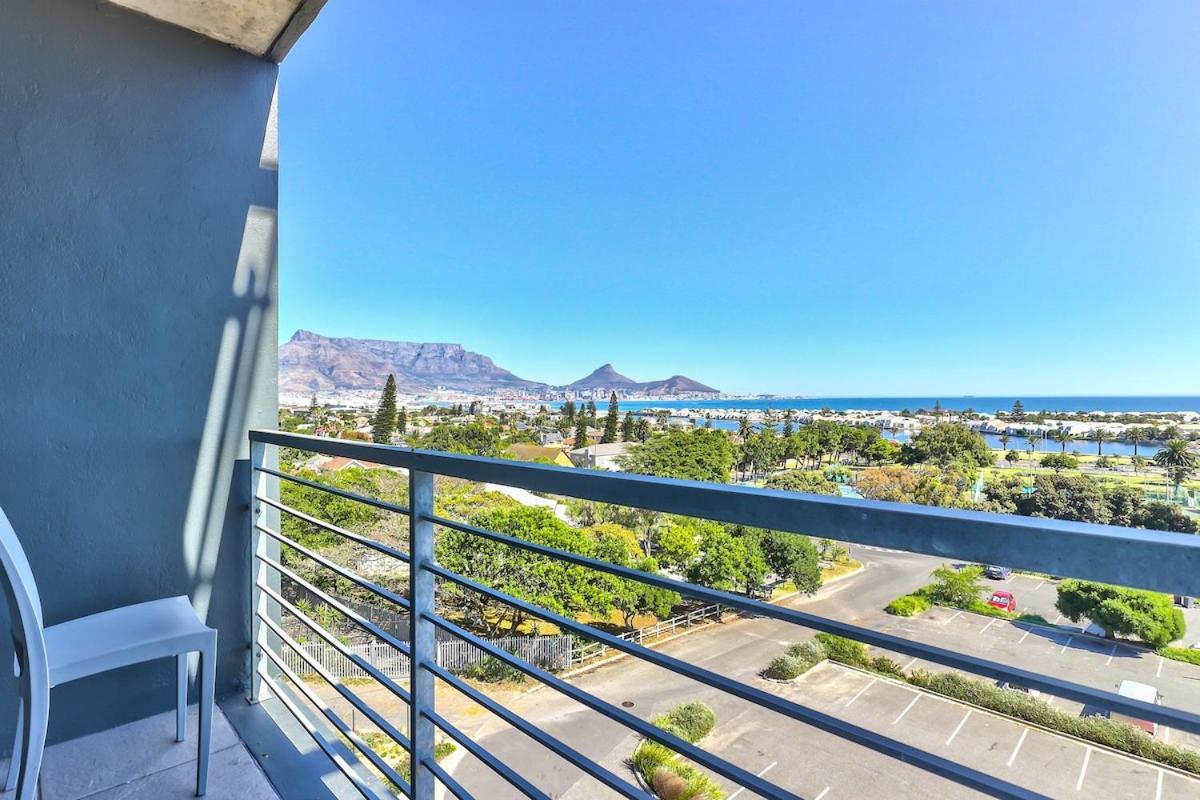 Sea And Sun-table Mountain Views Wifi Parking! Apartment